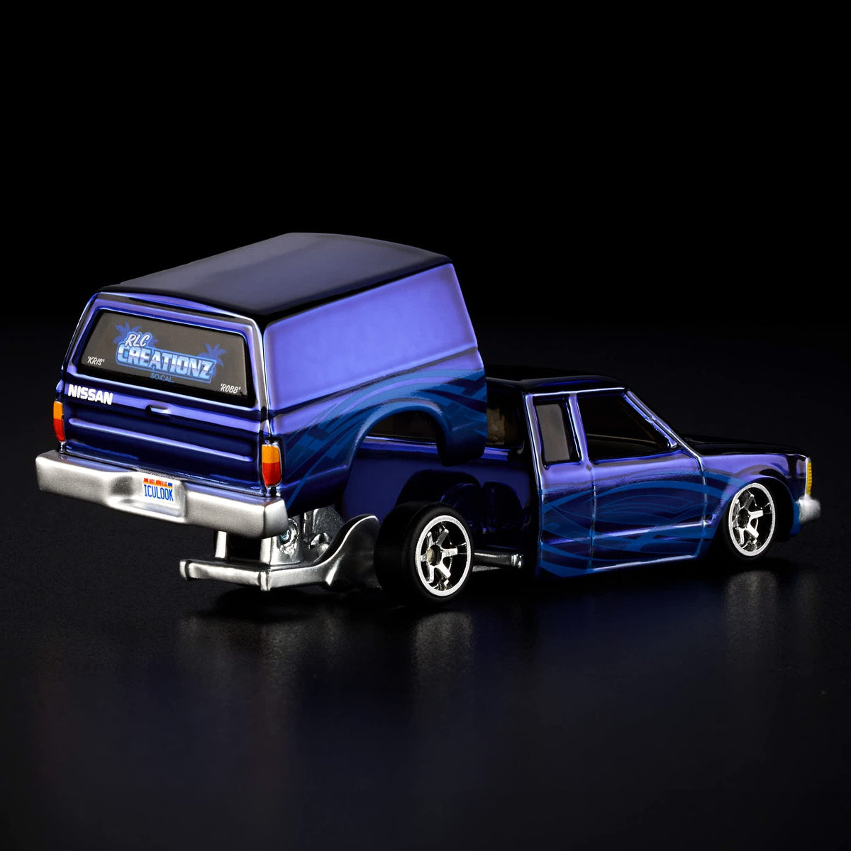 Hot Wheels RLC Exclusive 1986 Nissan 720 King Cab Spectraflame Steel Blue 1:64 Die-Cast JJY64-9893