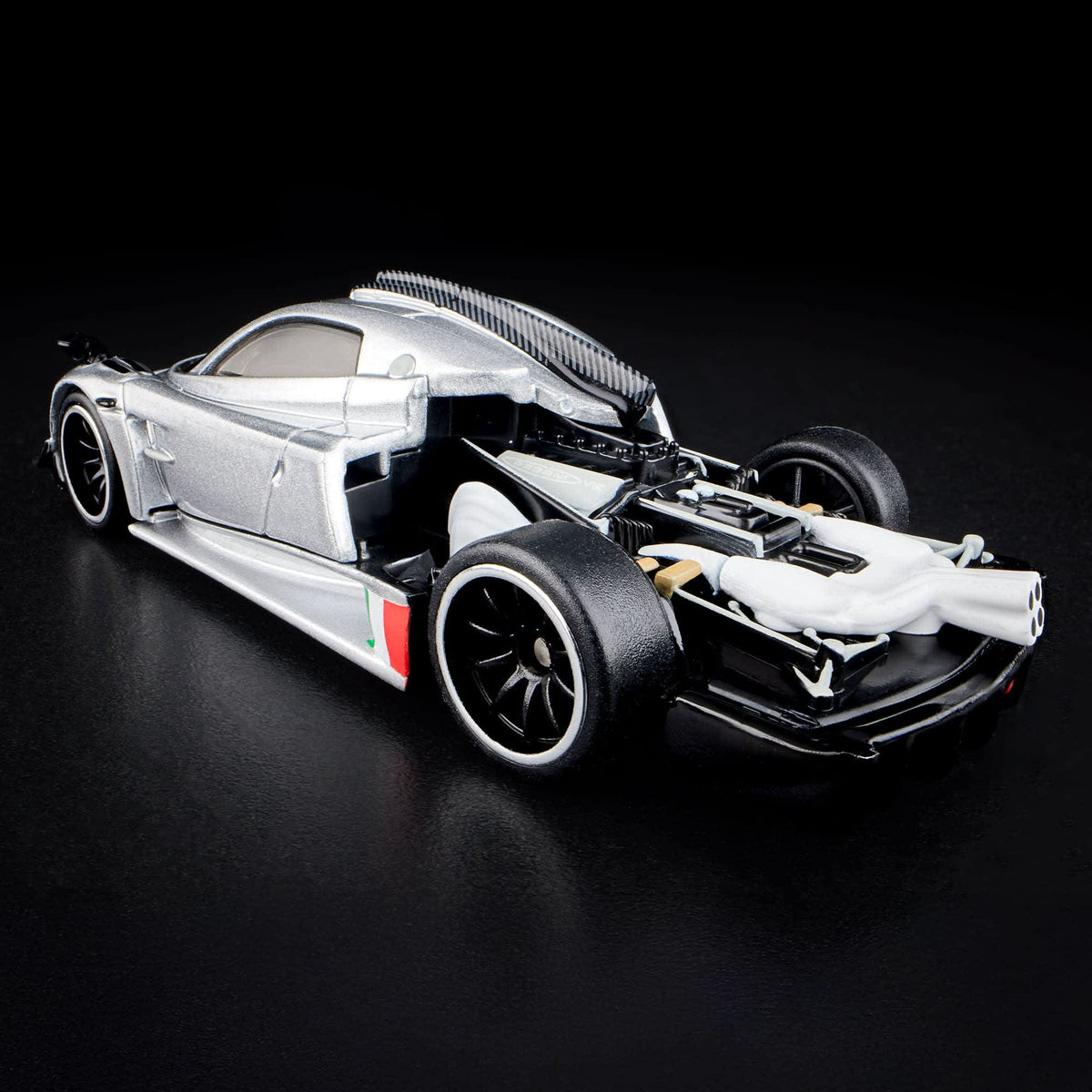 Hot Wheels RLC Exclusive '21 Pagani Huayra R Pearl Silver 1:64 Die-Cast