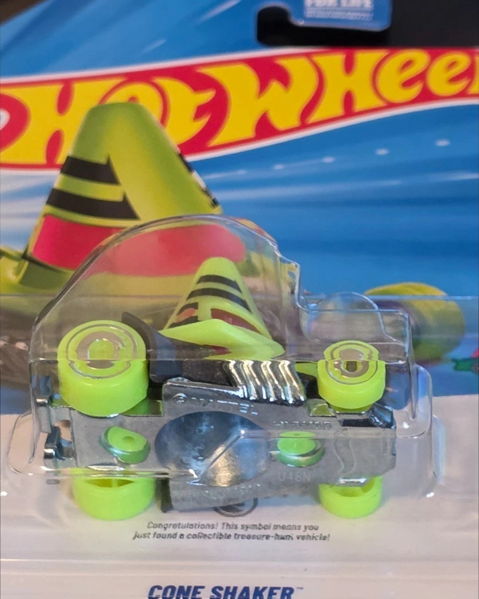 More Than Diecast Hot Wheels Treasure Hunt Cone Shaker 1:64 die-cast car in lime green with flame graphics