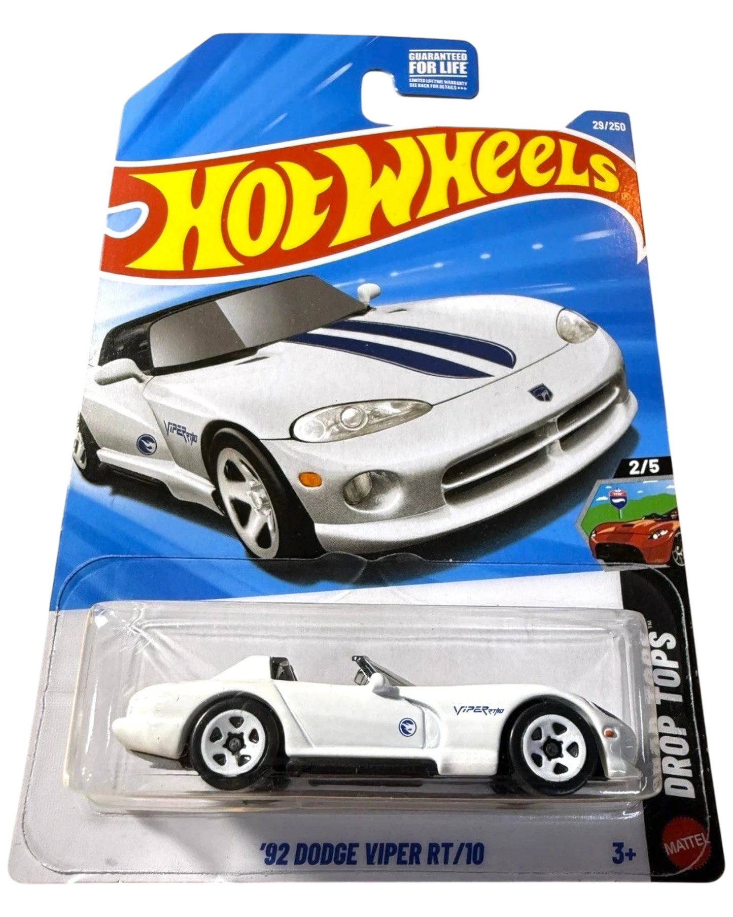 More Than Diecast white 1992 Dodge Viper RT/10 Hot Wheels Treasure Hunt diecast car with blue racing stripes.