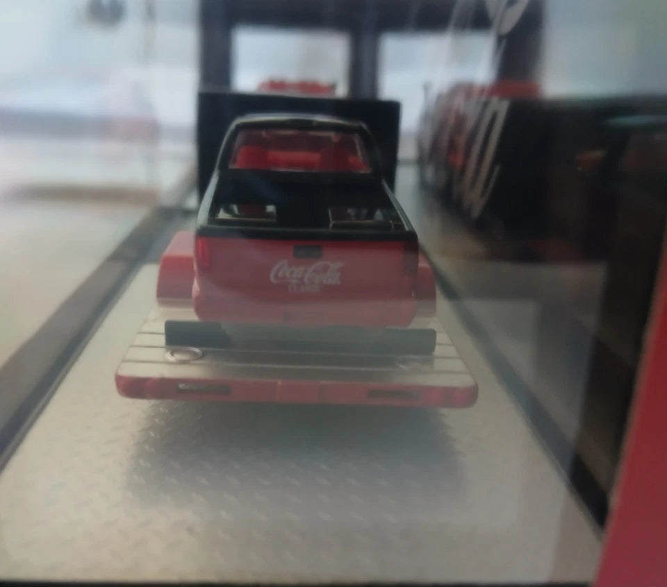 M2 Machines Coca-Cola Hauler 1990 GMC Sierra 1500 4x4 & 1995 GMC S-15 Sonoma Chase /750 #/750